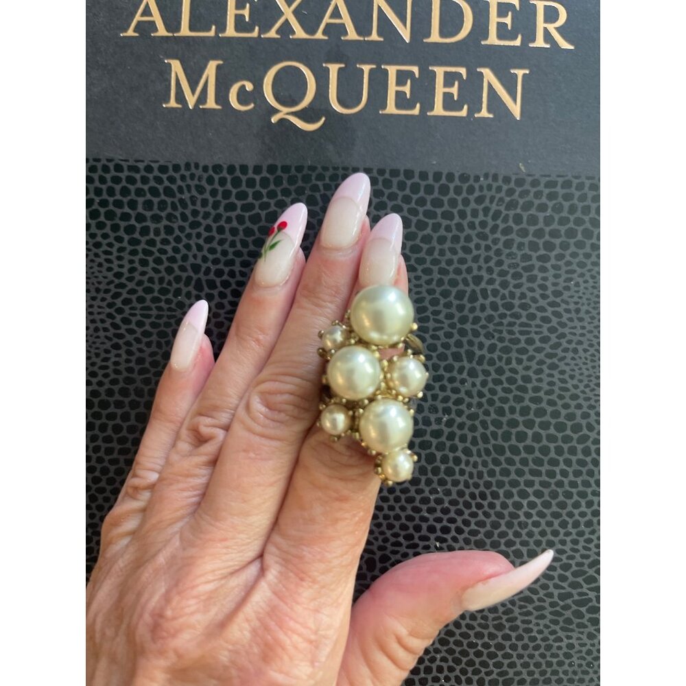 Vintage Faux Pearl Cocktail Ring Sz 6/7